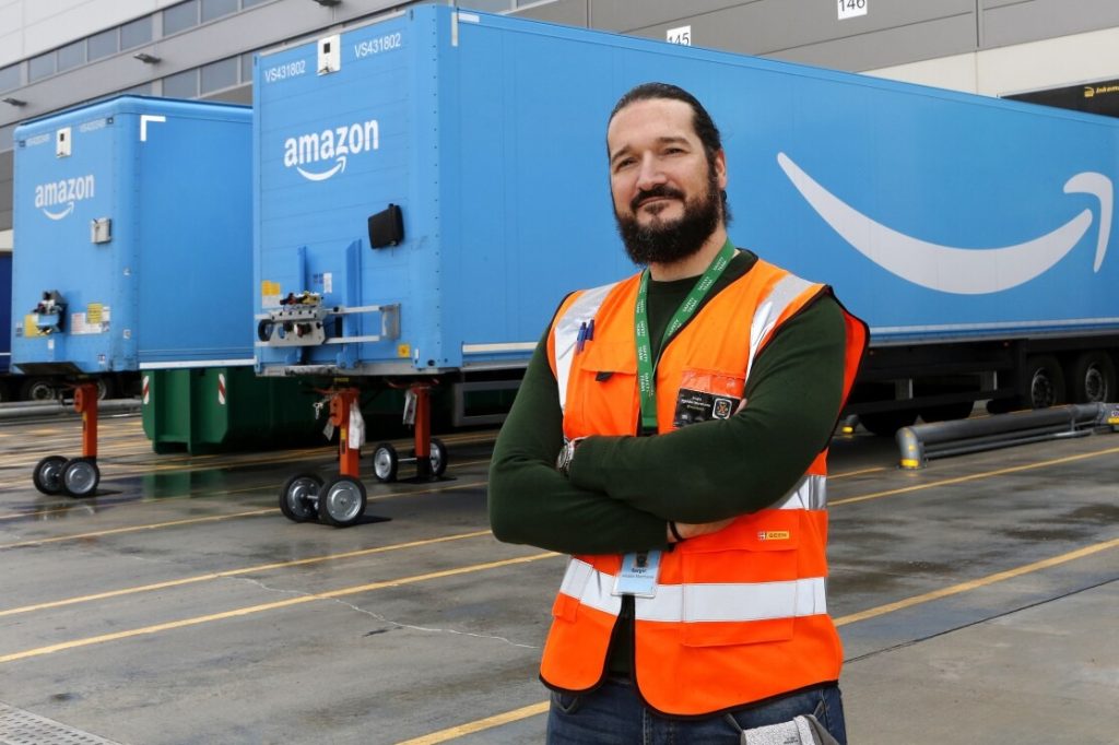 ¿Como ganar dinero desde casa con Amazon?