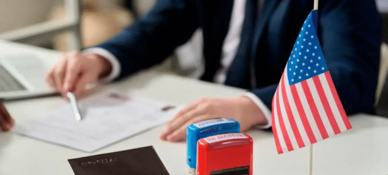 Permiso de Trabajo en Estados Unidos 2025: Requisitos, Costos y Cómo Renovarlo Paso a Paso para Latinos