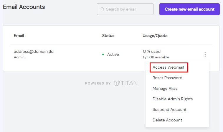 Haz clic en el botón ⋮ y elige Acceder a Webmail: