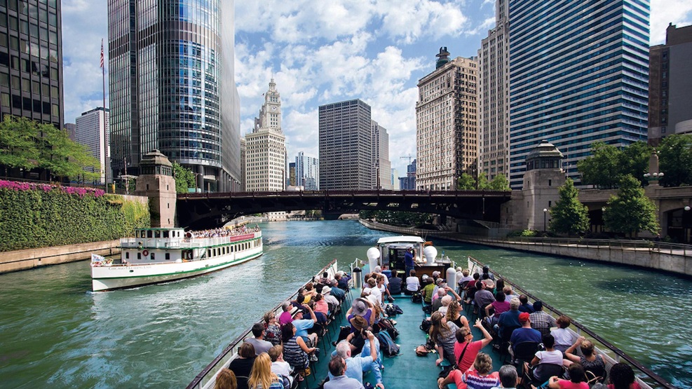Chicago Riverwalk architectural boat tour español