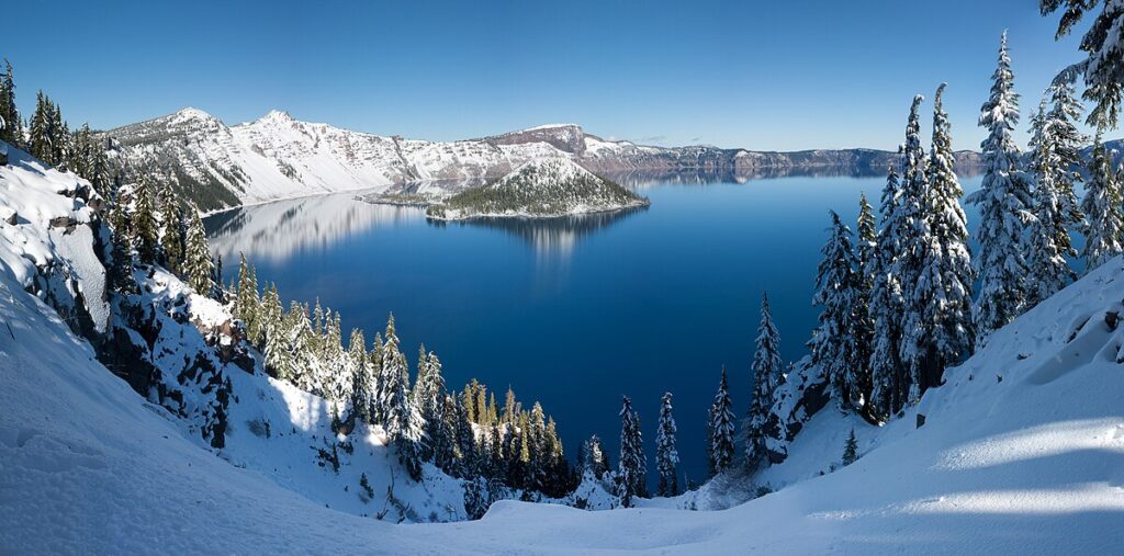 Crater Lake Oregon