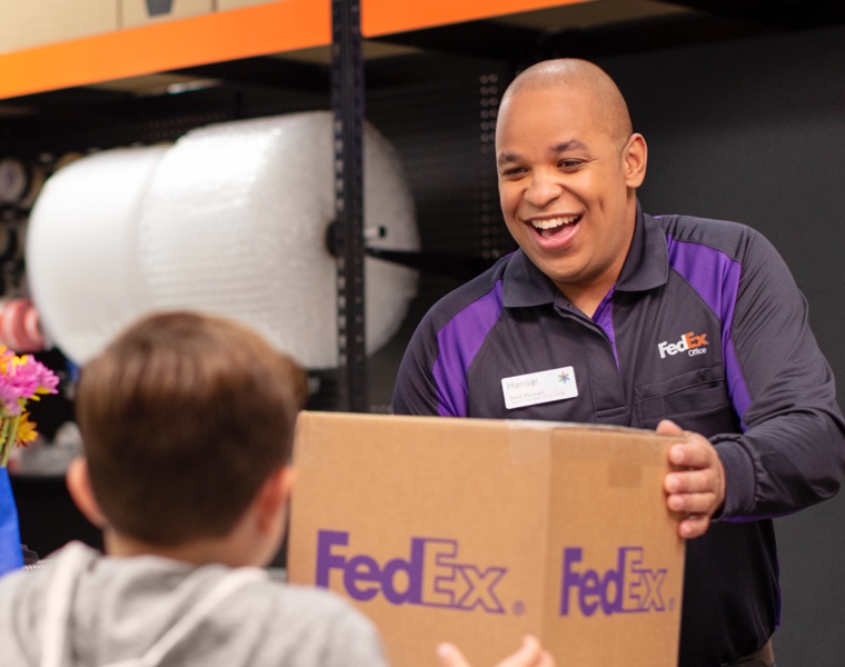 FedEx warehouse jobs USA hispanos